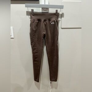 AYBL Women’s Adapt Seamless Leggings Shorts Brown Size: Small NWT
